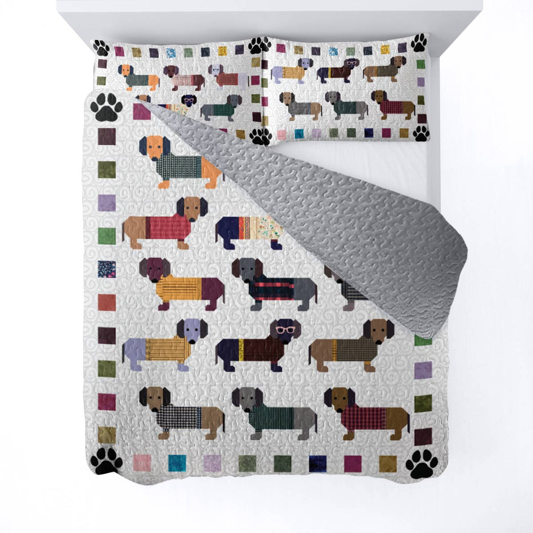 Dachshund Shineful All Season Quilt 3-Piece Set Paws and Patches